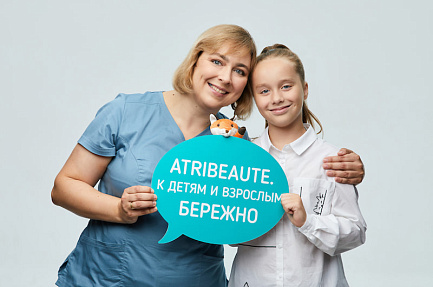 Стоматолог и девочка